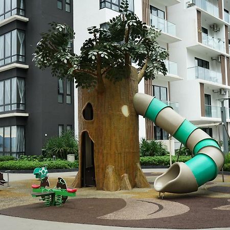 Friends & Family Apartment At Midhill Genting 8Pax Free Wifi Τζεντίνγκ Χάιλαντς Εξωτερικό φωτογραφία