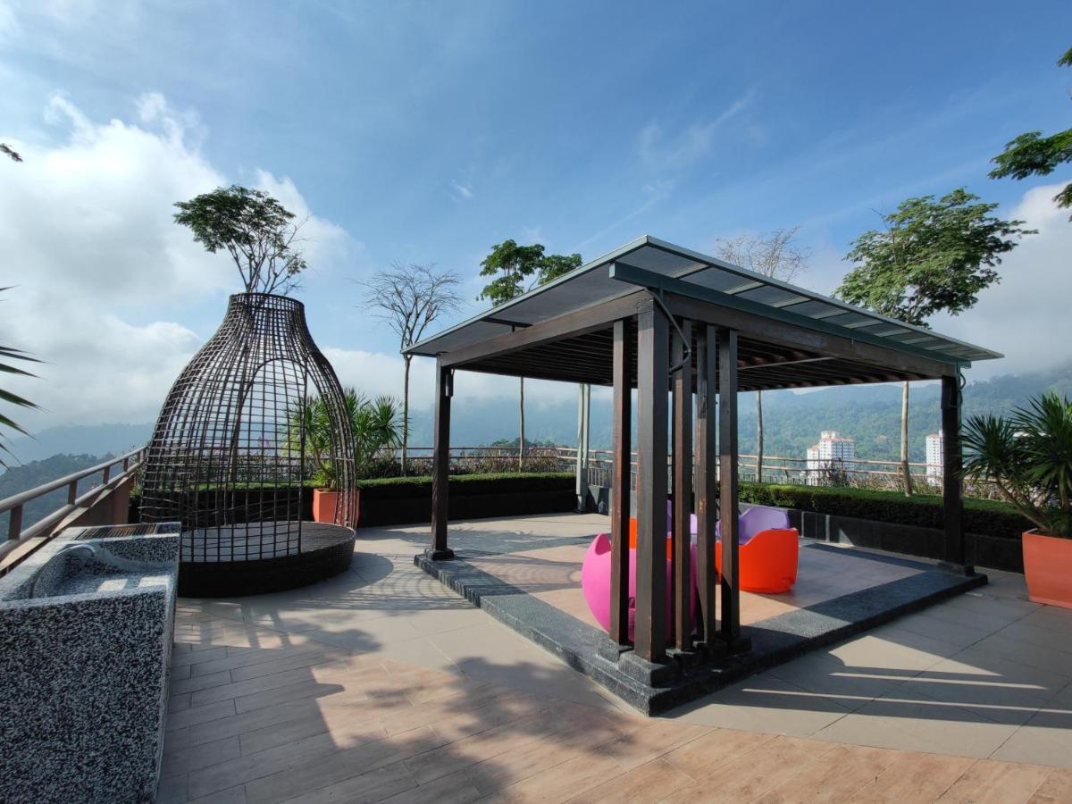 Friends & Family Apartment At Midhill Genting 8Pax Free Wifi Τζεντίνγκ Χάιλαντς Εξωτερικό φωτογραφία