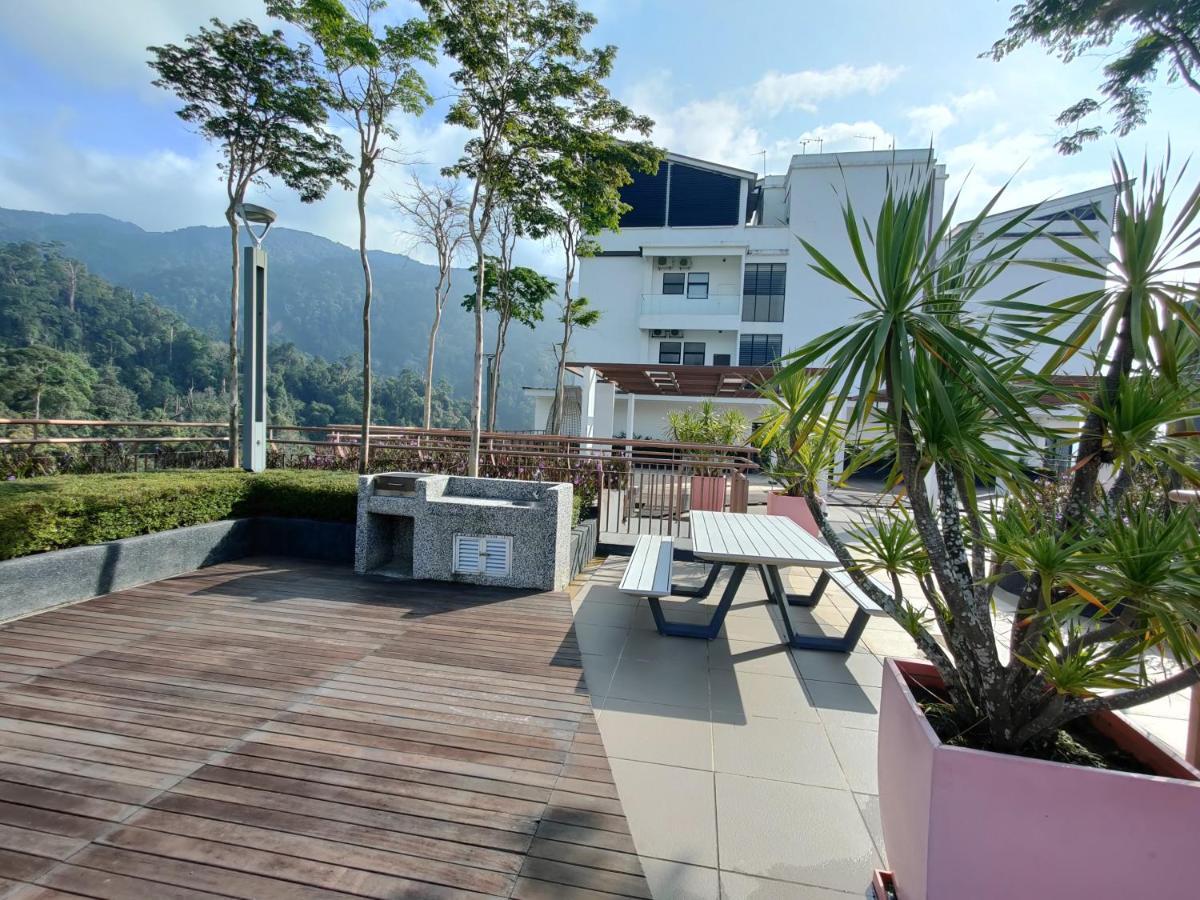 Friends & Family Apartment At Midhill Genting 8Pax Free Wifi Τζεντίνγκ Χάιλαντς Εξωτερικό φωτογραφία