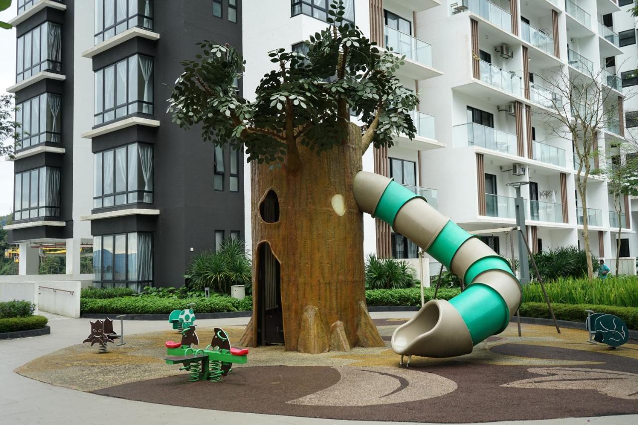 Friends & Family Apartment At Midhill Genting 8Pax Free Wifi Τζεντίνγκ Χάιλαντς Εξωτερικό φωτογραφία